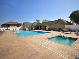 5910 S Grand Lodge Pl #5, Sioux Falls, SD 57108