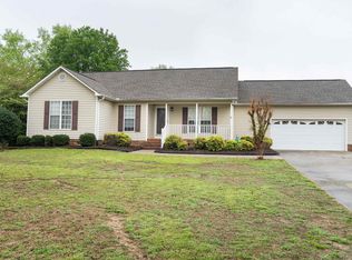 222 Lightwood Farm Rd, Woodruff, SC 29388