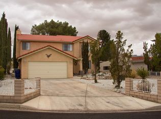 27816 Cottage Ln, Helendale, CA 92342