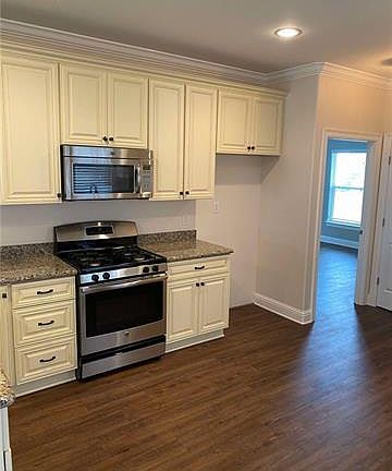 4th image of 3509 Derbigny St