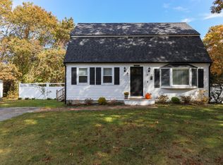 14 Galleon Dr, Plymouth, MA 02360
