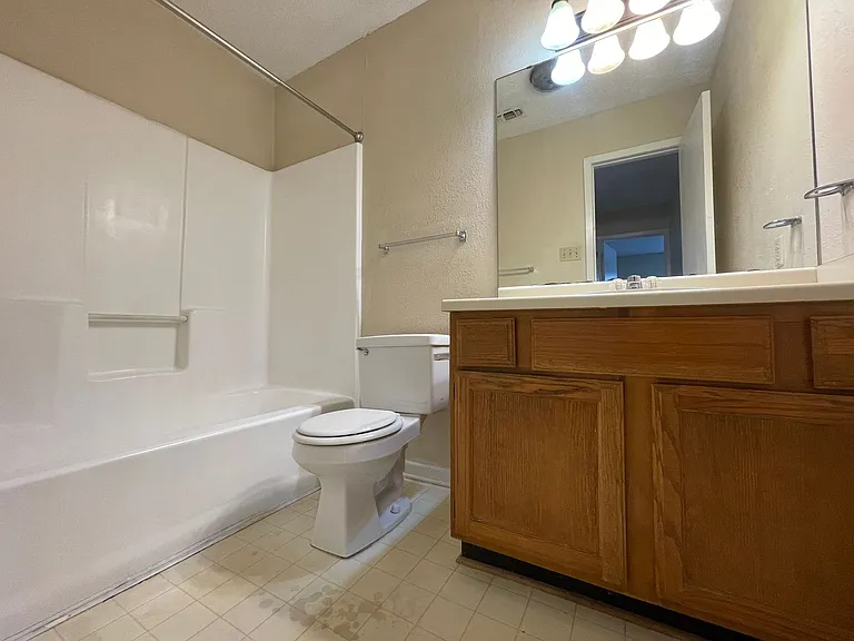 1701 Cedarview Circle — Photo 9