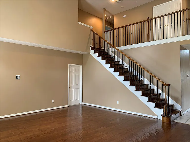 20703 Riviere Ln — Photo 18