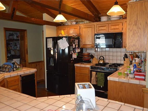 5th image of 617 E Barker Blvd