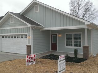 105 McNeilly Cir, Maryville, TN 37803