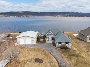 15 Haute Rive St, Alfred And Plantagenet, ON K0B1J0