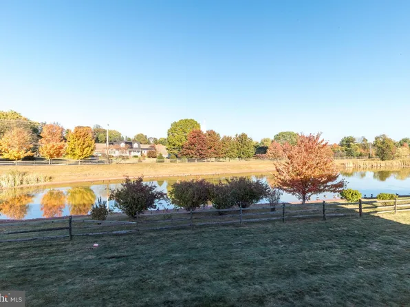 44 Dare Ln, Pottstown, PA 19465