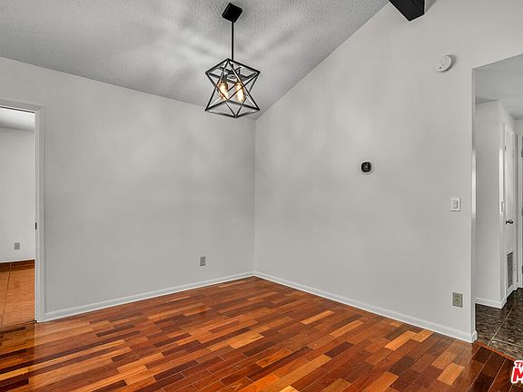 5th image of 4076 Tropico Way