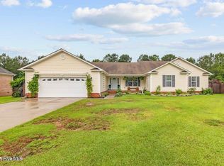 912 Morganser Dr, Swansboro, NC 28584