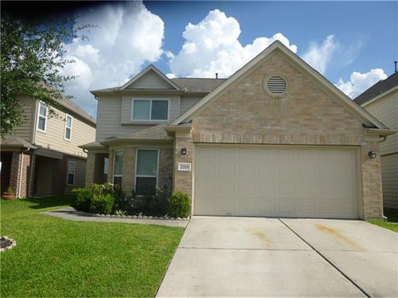 2nd image of 2719 Magnolia Hill Trl