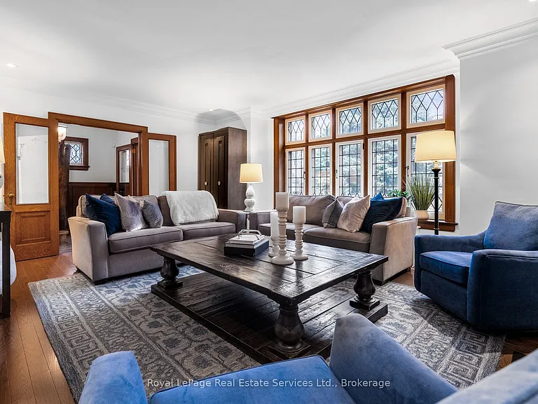 28 Thompson Ave — Photo 12
