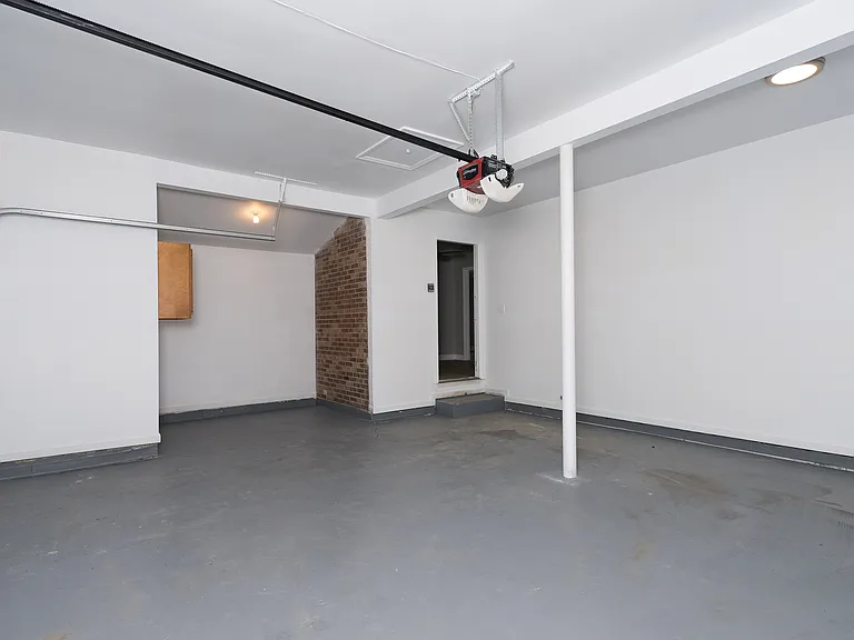 10 Kennedy Ct #B — Photo 27