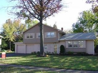 207 Philellena Rd, Cherry Hill, NJ 08034