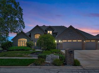 17123 Pointe Dr, Orland Park, IL