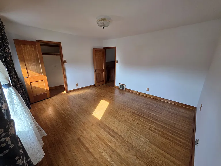 7400 Shisler St — Photo 17