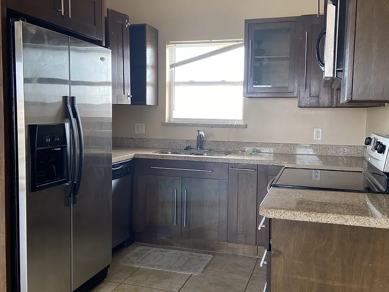 1506 Highway 100 #202 — Photo 2