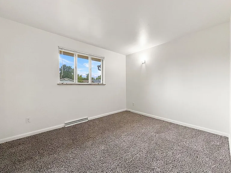 10841 W 68th Pl — Photo 13
