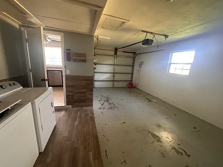4425 SE 9th Ave — Photo 18
