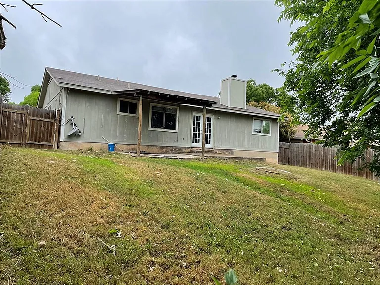 8303 Gallatin Dr — Photo 18