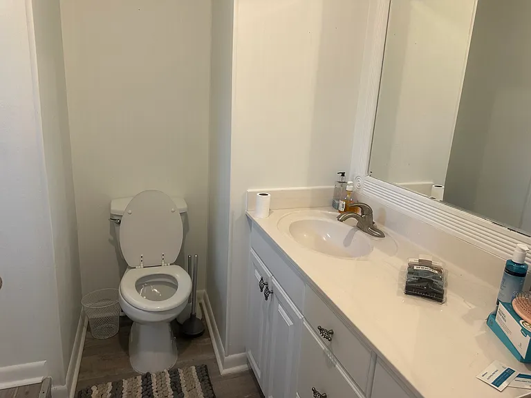 115 Ridgeway Ct — Photo 9