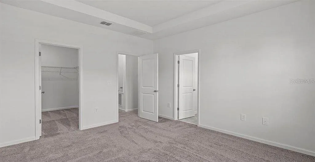 3 bed, 2.5 bath, 1840 sqft, $2,100 — Photo 4