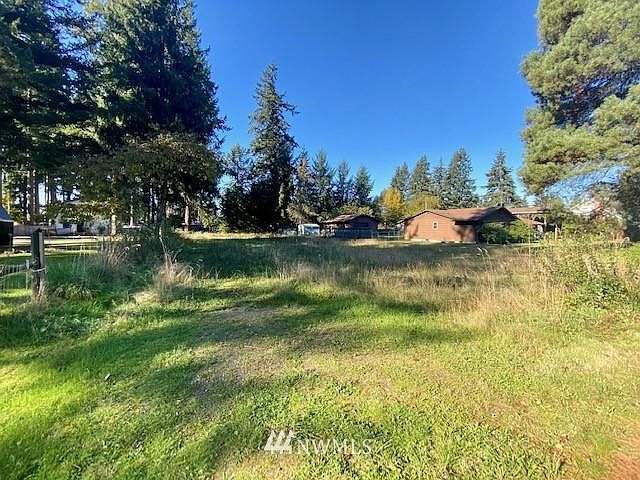 1st image of 8204 60th Dr NE