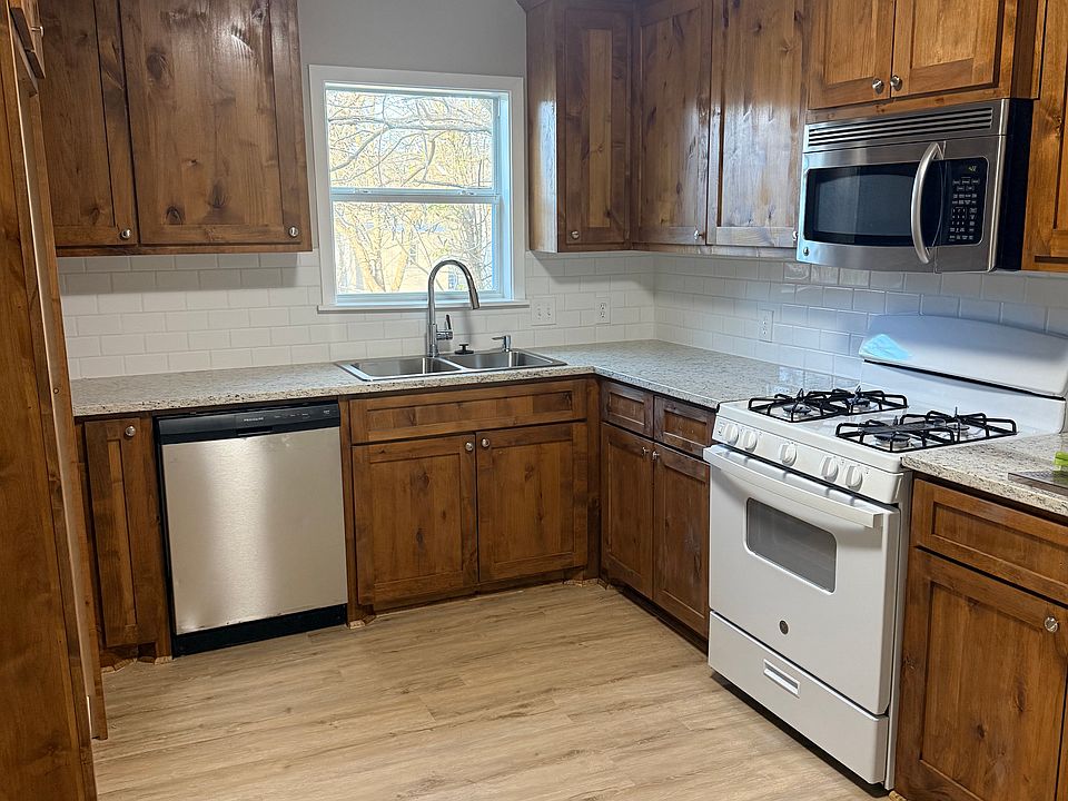 1st image of 6003 Sayle St