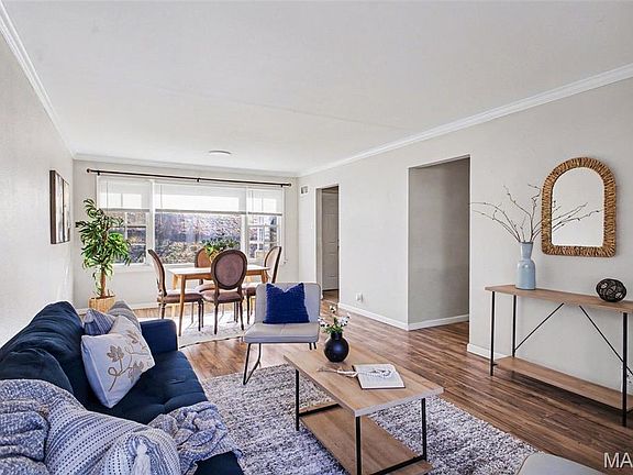 3rd image of 10454 Coburg Lands Dr