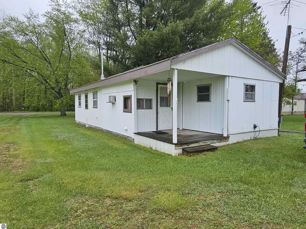 3058 Brodie Rd, South Branch, MI 48761