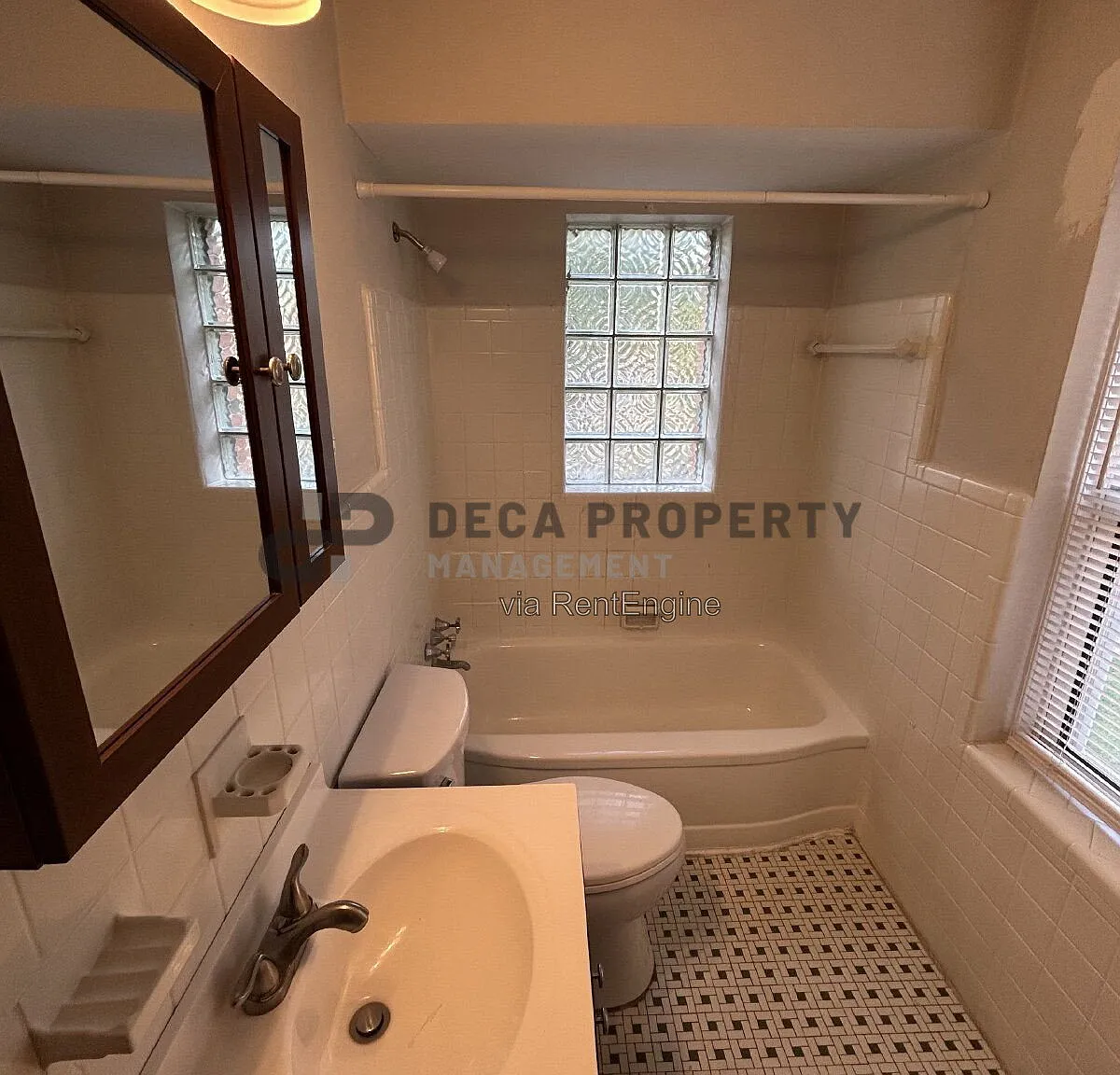 1 bed, 1.0 bath, 650 sqft, $925 — Photo 4