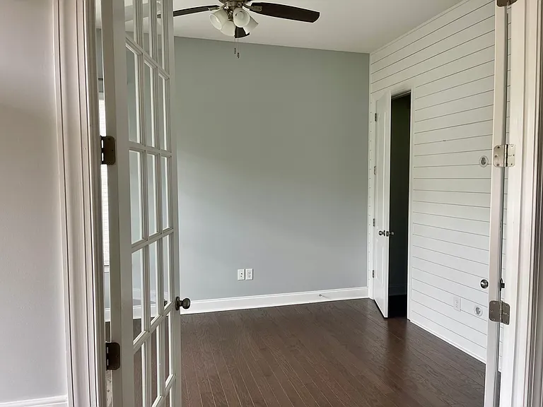 1107 Thessallian Ln — Photo 15