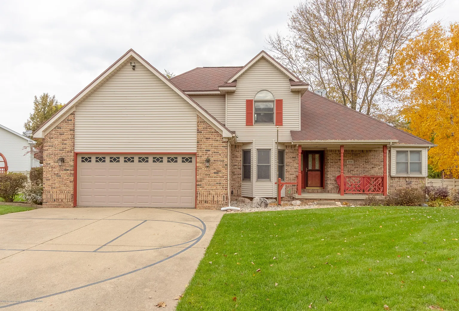 208 Wedgewood Dr photo 1