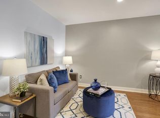 2710 Macomb St NW APT 203, Washington, DC 20008