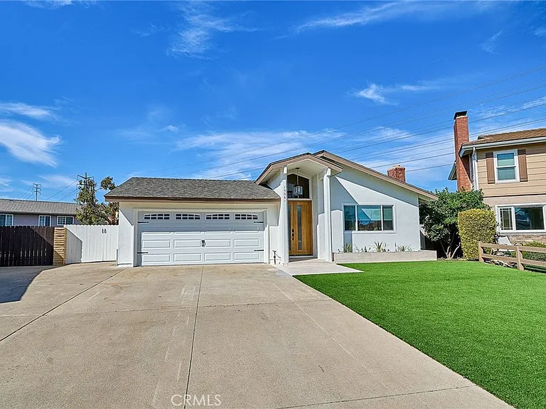 15061 Talley St — Photo 4