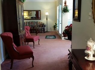 720 University Dr, Carthage, TX 75633