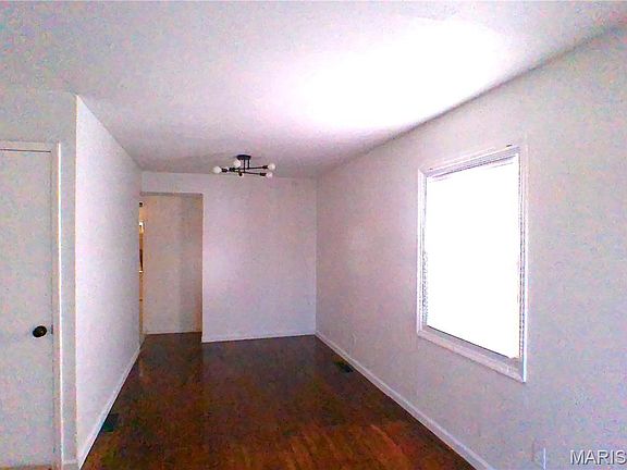 3rd image of 338 Lancashire Rd