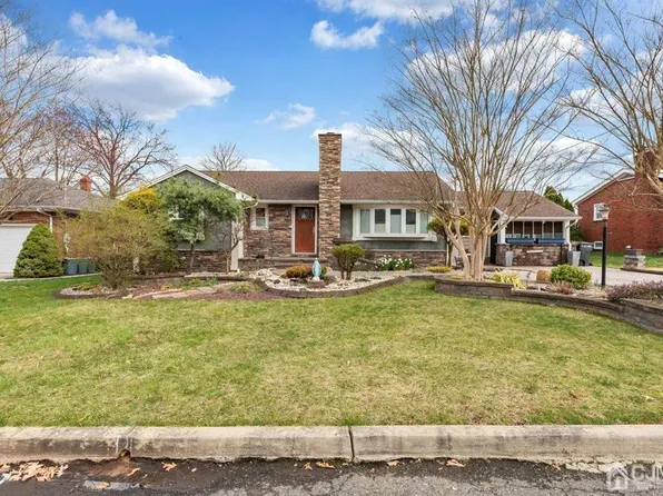 8 Brennig Pl, South River, NJ 08882