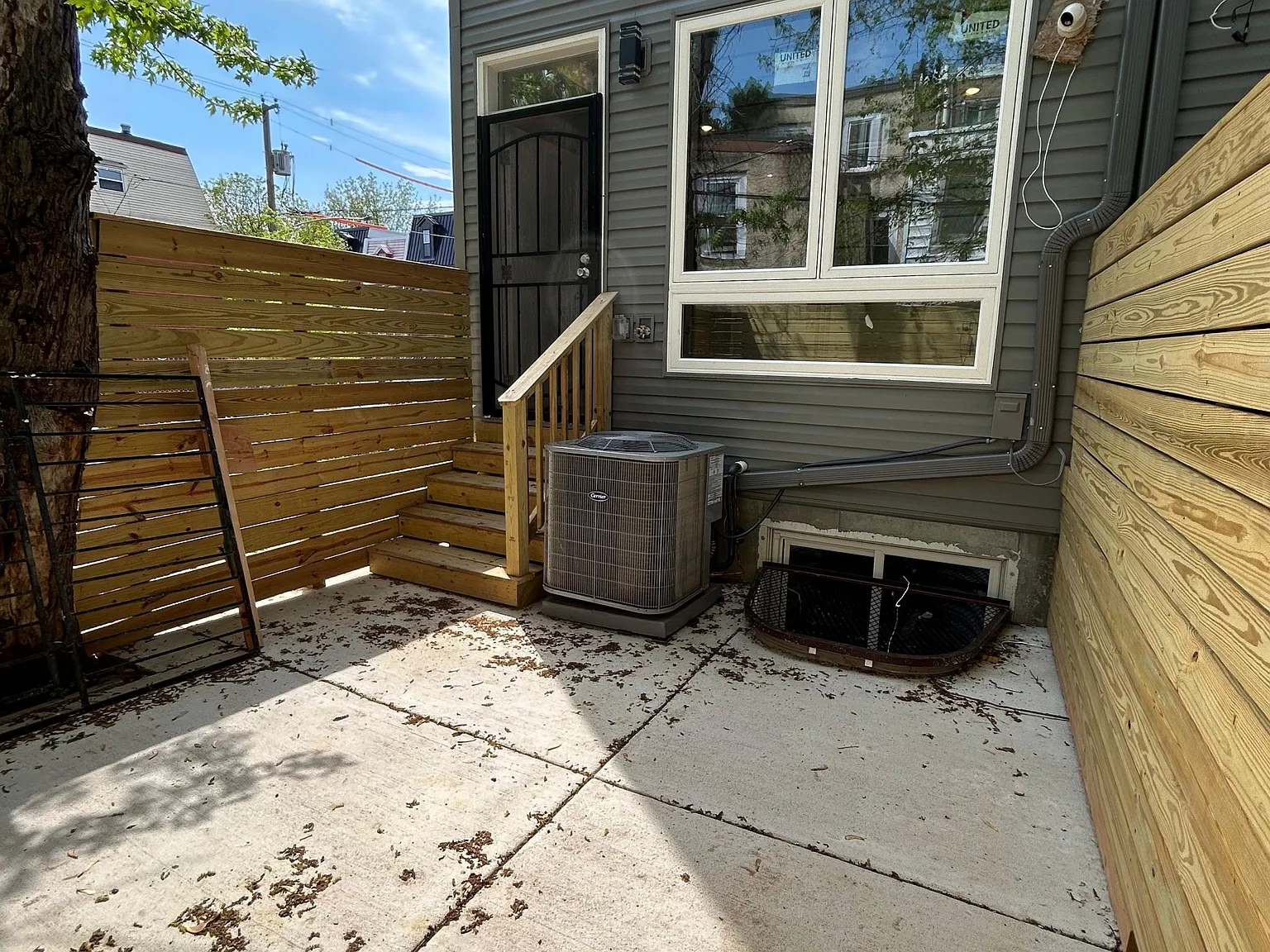 2205 N Franklin St — Photo 2