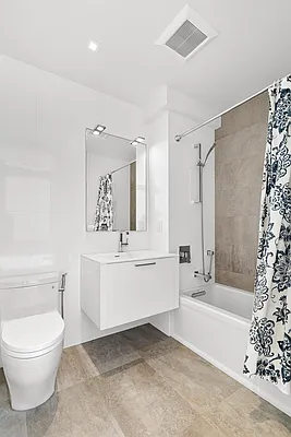 Rented by Compass | media 14