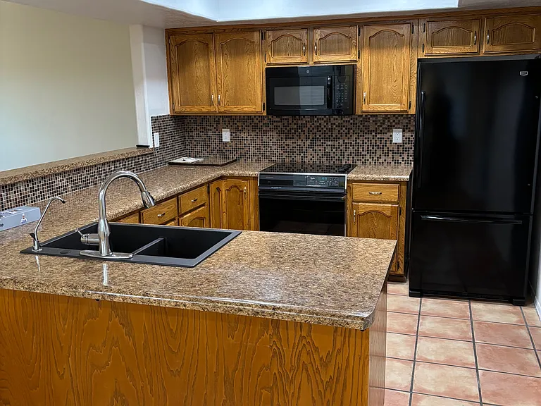11838 E Calle Del Cid — Photo 5