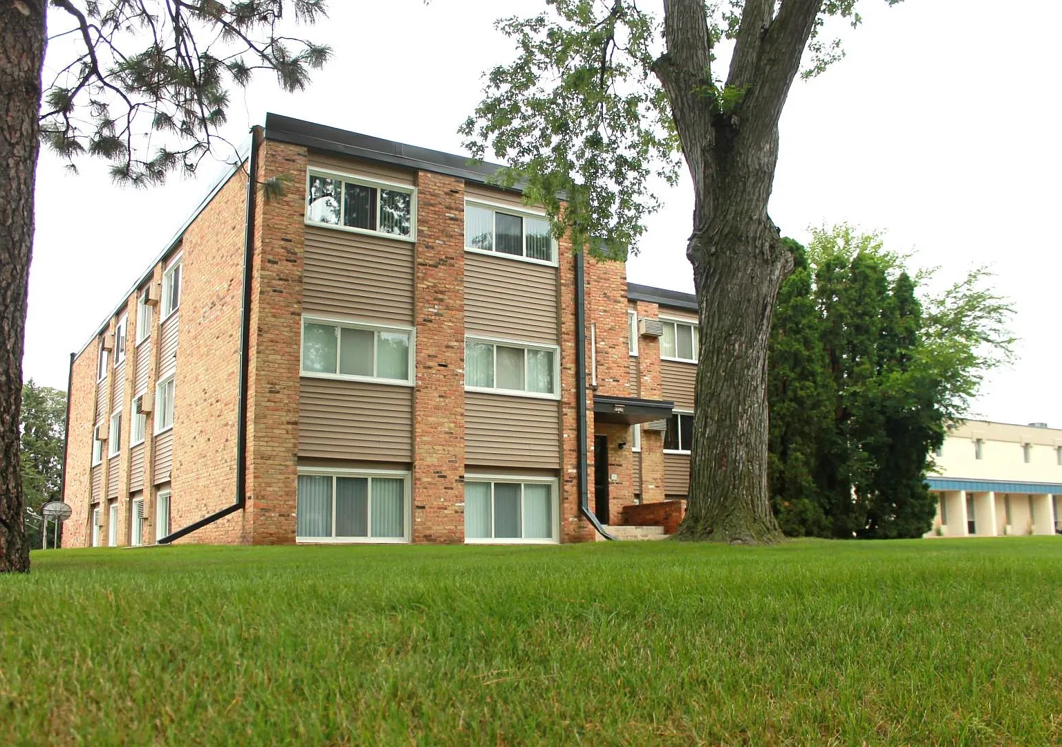 8920 Wentworth Apartments — Photo 3