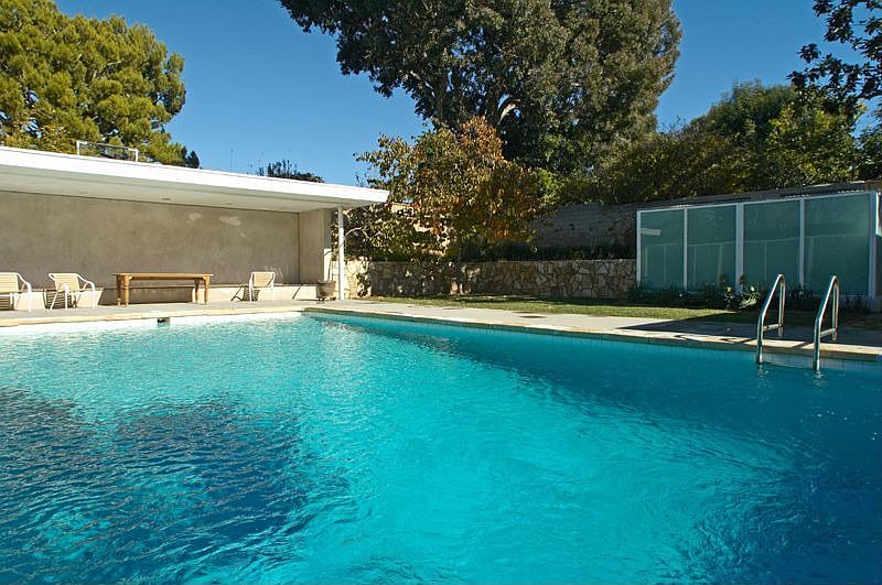 1st image of 10323 Lorenzo Dr
