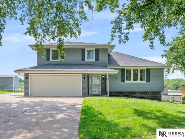 3709 Coffey Ave, Bellevue, NE 68123