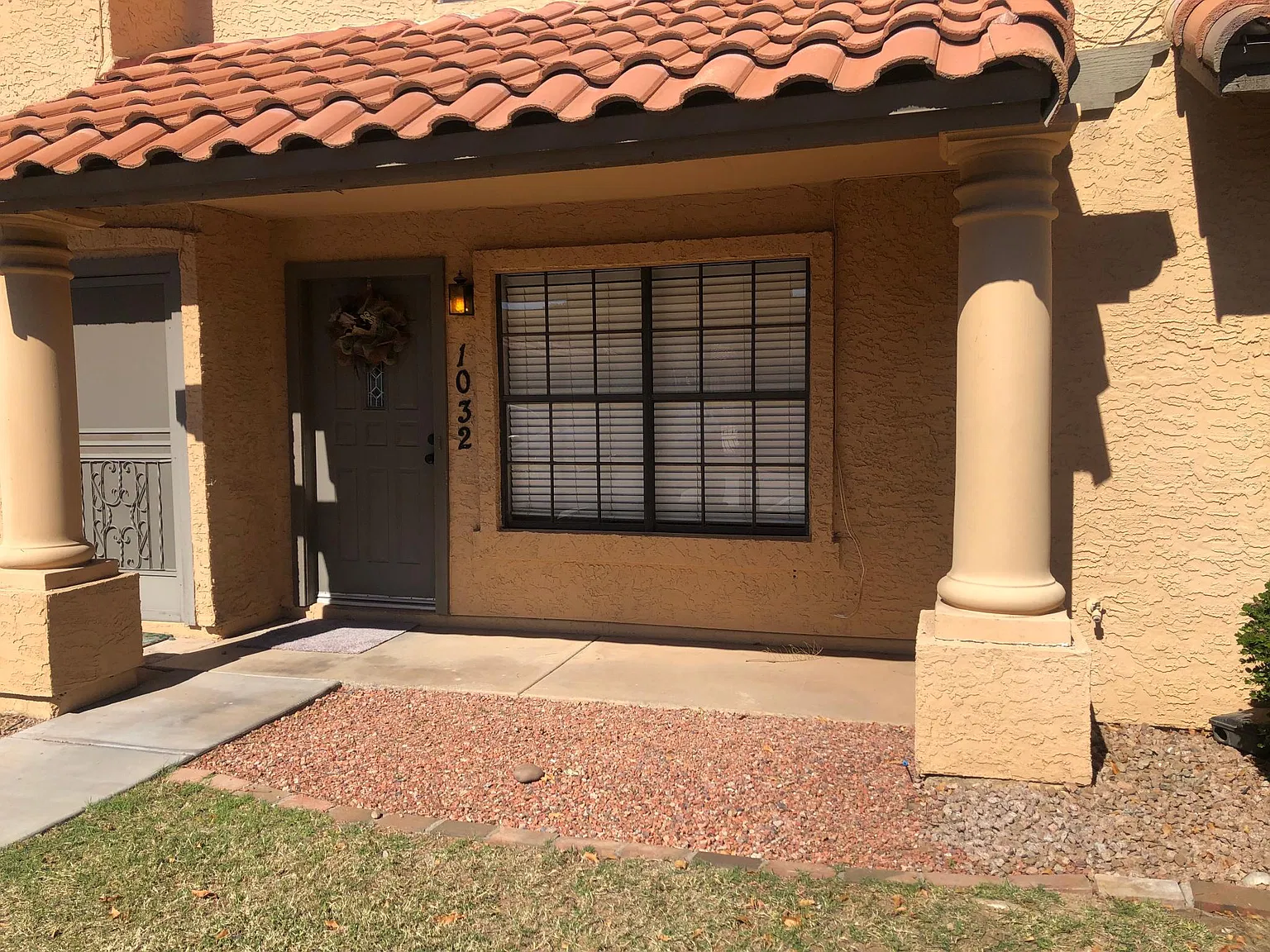5704 E Aire Libre Ave — Photo 2