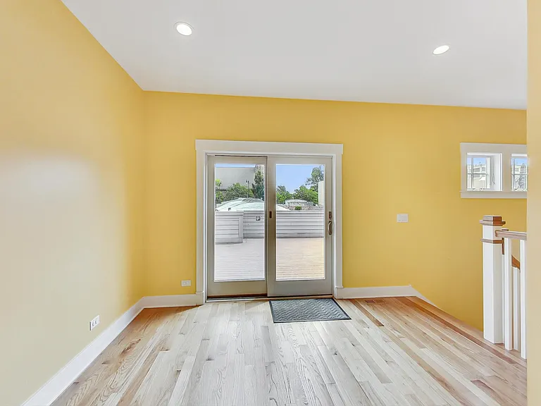 8101 Floral Ave — Photo 29