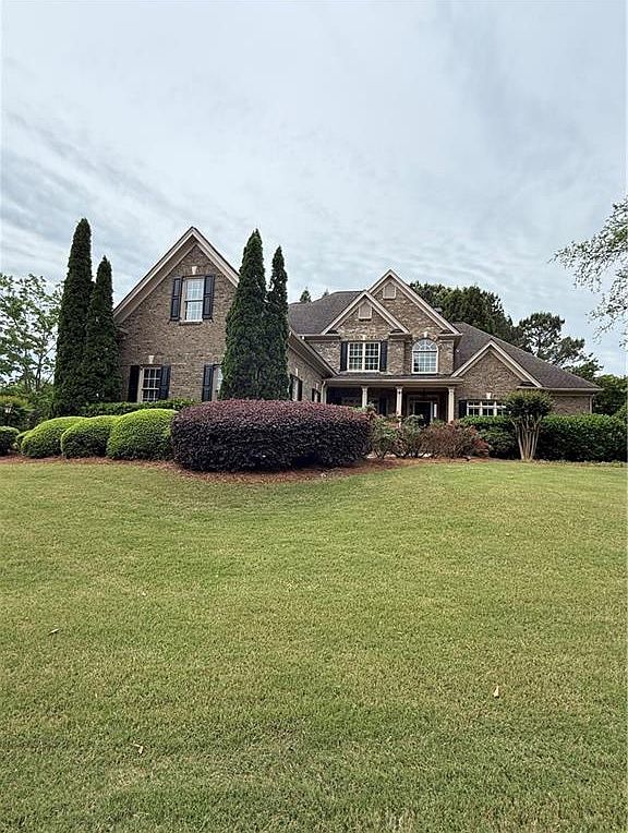 2401 Floral Valley Dr