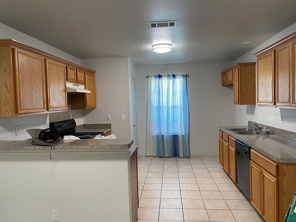 1st image of 1022 Stewart Ave