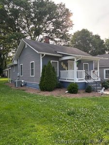 909 N McKinley Avenue, Clarksville, IN, 47129