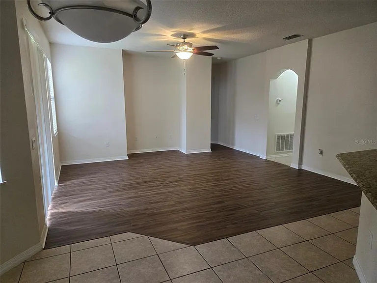 1125 Lascala Dr — Photo 5