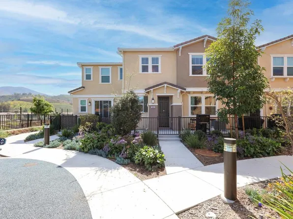 10443 Graphite St, Spring Valley, CA 91977